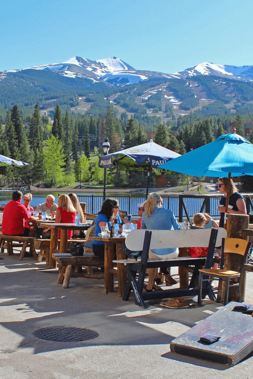 Outdoor dining at the Quandary in Breckenridge.