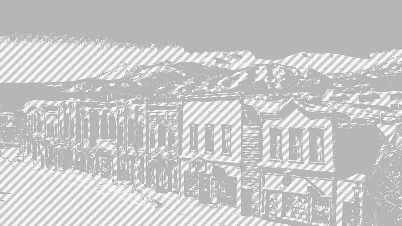 The Town of Breckenridge receiving snow in the early morning.