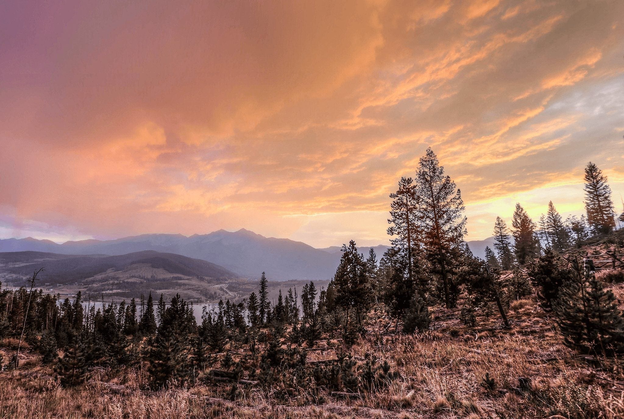 Sunset view from the Sapphire Point Loop, one of the easy hiking trails in Breckenridge.