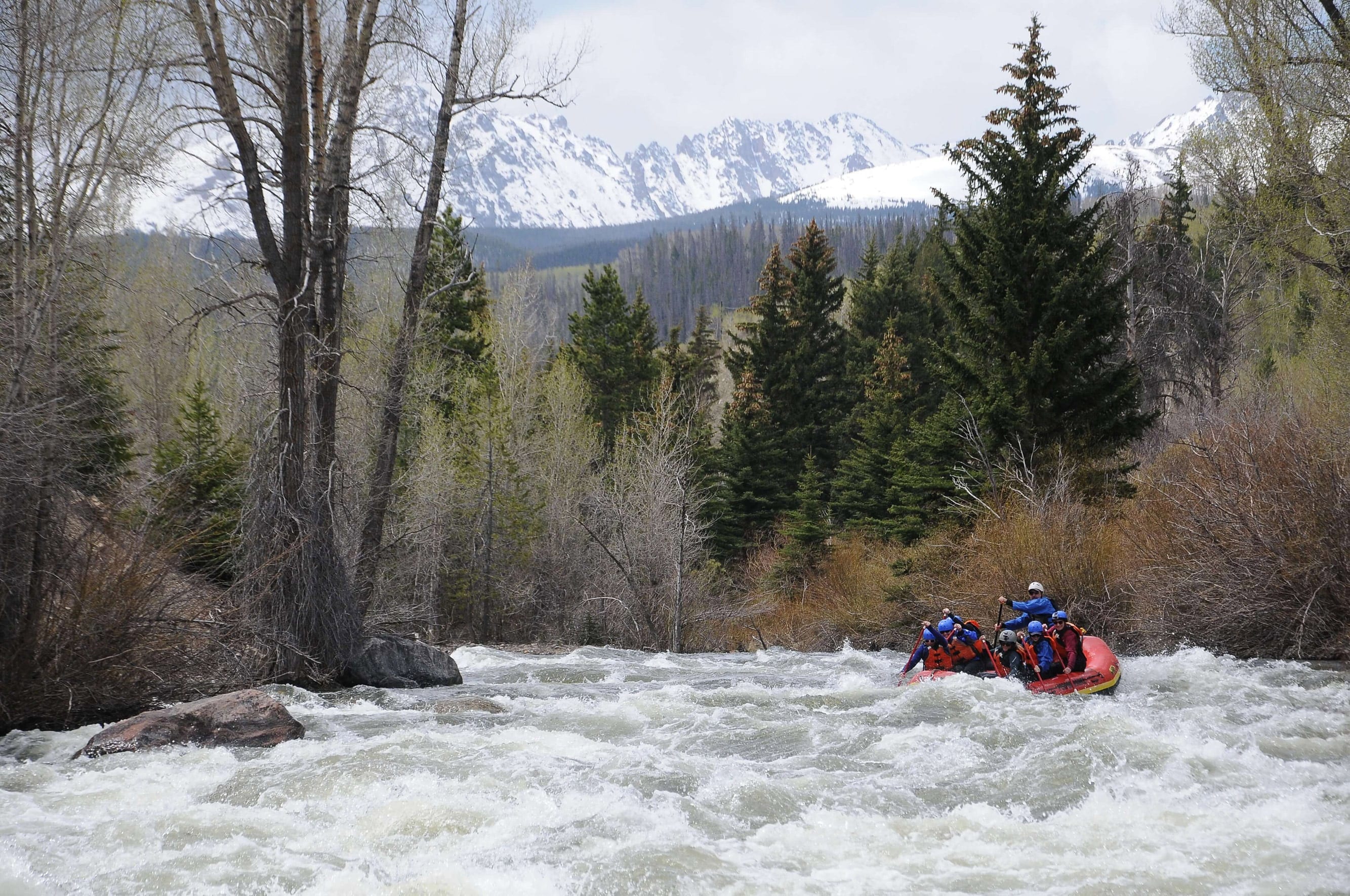 Whitewater rafting group in the Breckenridge rapids